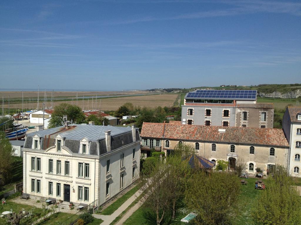 Hotel Le Domaine Du Meunier Mortagne-sur-Gironde Exteriér fotografie