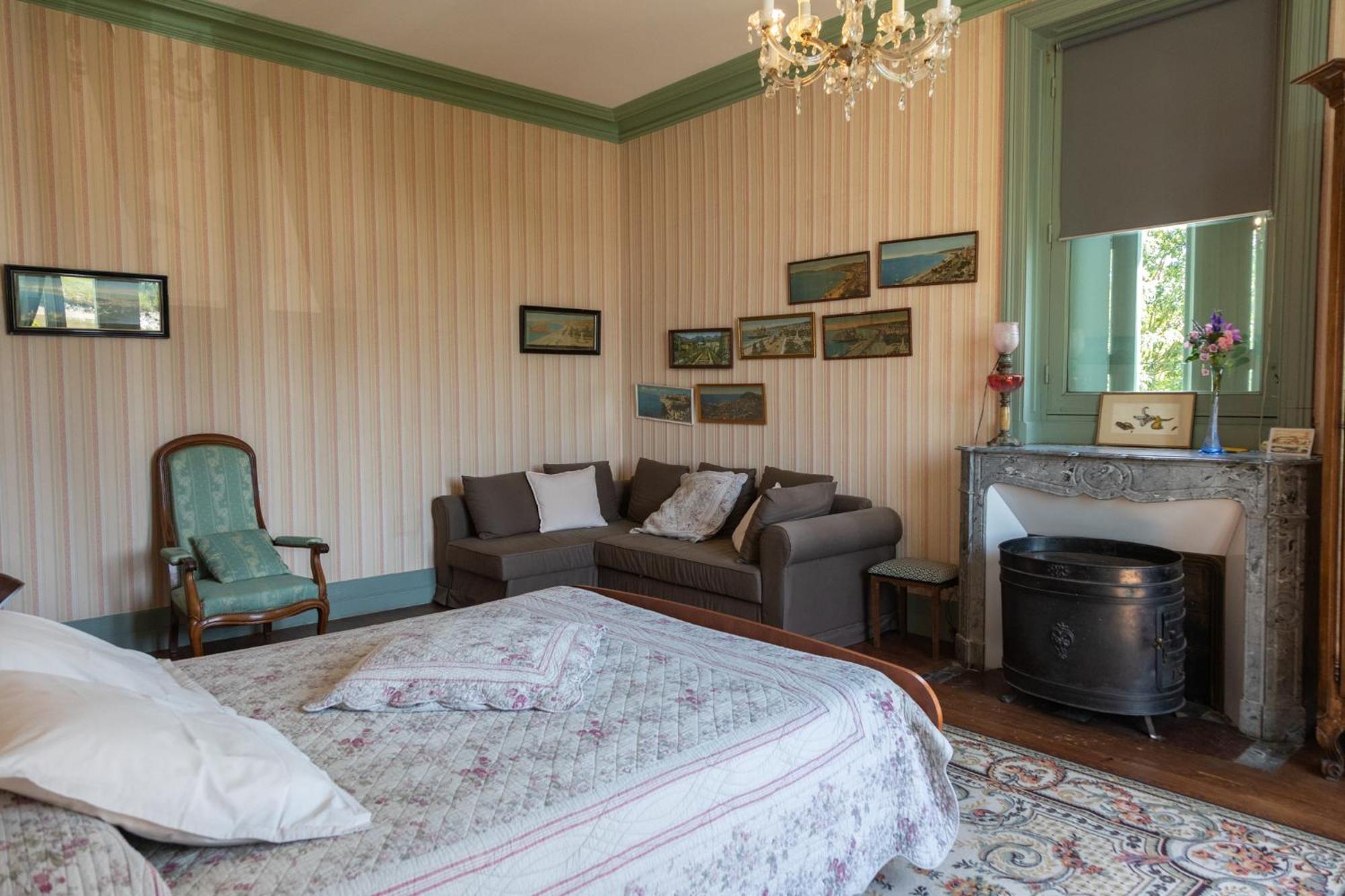 Hotel Le Domaine Du Meunier Mortagne-sur-Gironde Exteriér fotografie